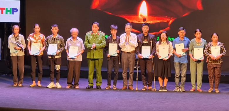 Ban ATGT TP.Hải Ph&ograve;ng: Tưởng nhớ người đi v&igrave; người ở lại  - Ảnh 1.