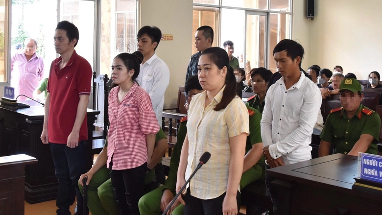 Bạc Li&ecirc;u: 47 năm t&ugrave; cho đ&ocirc;i vợ chồng mua b&aacute;n tr&aacute;i ph&eacute;p chất ma t&uacute;y - Ảnh 1.