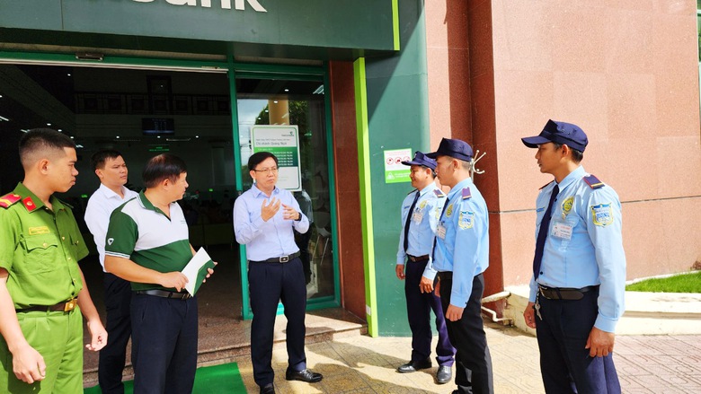 C&aacute;c ng&acirc;n h&agrave;ng đảm bảo an ninh, an to&agrave;n v&agrave; chống cướp như thế n&agrave;o?   - Ảnh 1.