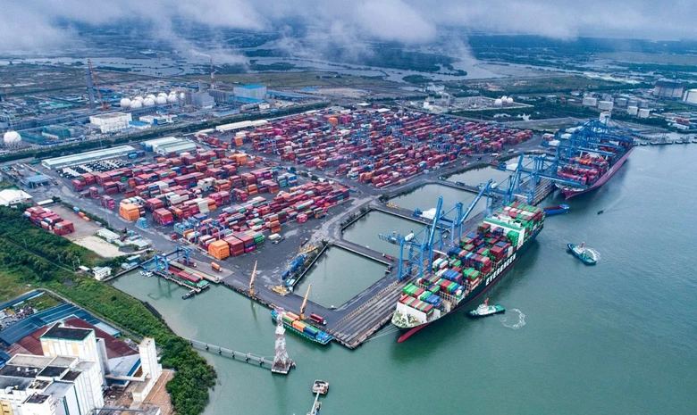 Ưu ti&ecirc;n huy động nguồn lực ngo&agrave;i ng&acirc;n s&aacute;ch, ph&aacute;t triển  cảng biển Bến Tre - Ảnh 1.