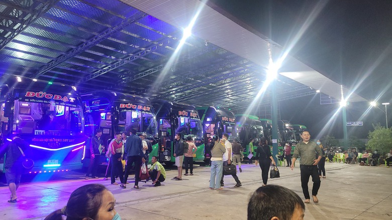 Nh&agrave; xe Đức Đạt Gia Lai dừng hoạt động "bến c&oacute;c" - Ảnh 9.