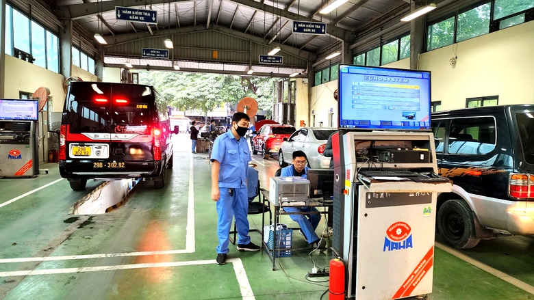 Ứng dụng c&ocirc;ng nghệ, số ho&aacute; v&agrave; chia sẻ dữ liệu đăng kiểm - Ảnh 1.