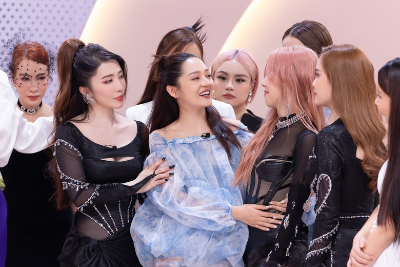 Chị đẹp 2023: Bảo Anh rơi nước mắt phải dừng chân, diva Hồng Nhung đu dây phải vào viện - Ảnh 1. Chị đẹp 2023: Bảo Anh rơi nước mắt phải dừng chân, diva Hồng Nhung đu dây phải vào viện - Ảnh 1.
