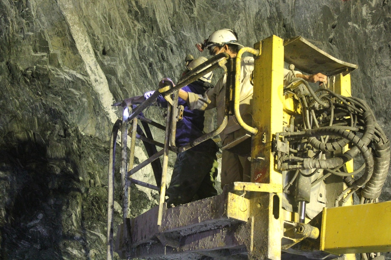 Hầm xuyên núi cao tốc Bắc - Nam đoạn qua Hà Tĩnh đang được thi công như thế nào? - Ảnh 4. Hầm xuyên núi cao tốc Bắc - Nam đoạn qua Hà Tĩnh đang được thi công như thế nào? - Ảnh 4.