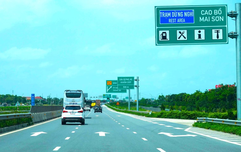 Bộ GTVT y&ecirc;u cầu r&agrave; so&aacute;t n&acirc;ng tốc độ cao tốc 4 l&agrave;n xe l&ecirc;n 90 km/h - Ảnh 1.