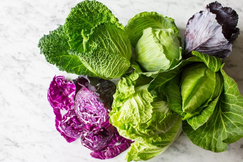 Loại rau m&ugrave;a đ&ocirc;ng gi&uacute;p ngừa cảm lạnh, đừng chỉ luộc nấu c&aacute;ch n&agrave;y vừa ngon lại đẹp  - Ảnh 1.