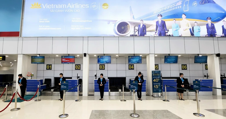 To&agrave;n cảnh s&acirc;n bay Điện Bi&ecirc;n trước ng&agrave;y khai  - Ảnh 6.