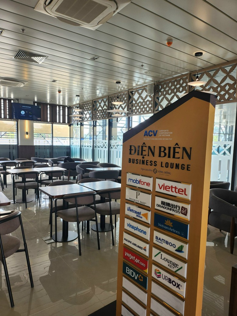 To&agrave;n cảnh s&acirc;n bay Điện Bi&ecirc;n trước ng&agrave;y khai  - Ảnh 7.