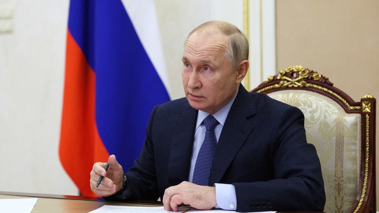 Điện Kremlin giải th&iacute;ch l&yacute; do c&aacute;c sự kiện gần đ&acirc;y của Tổng thống Putin thường bắt đầu muộn - Ảnh 1.