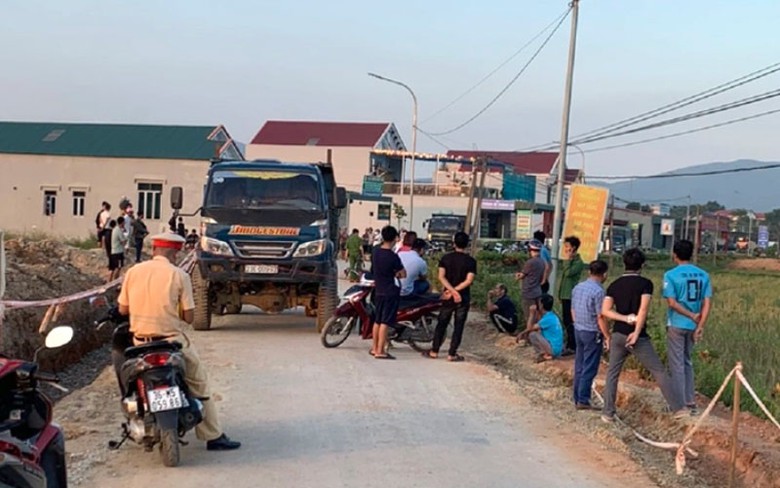 Tin tức tai nạn giao th&ocirc;ng mới nhất ng&agrave;y h&ocirc;m nay 4/11/2023 - Ảnh 1.