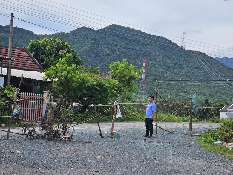 Kh&aacute;nh Ho&agrave;: Doanh nghiệp khai th&aacute;c mỏ &ldquo;đứng b&aacute;nh&rdquo; v&igrave; bị r&agrave;o đường - Ảnh 1.