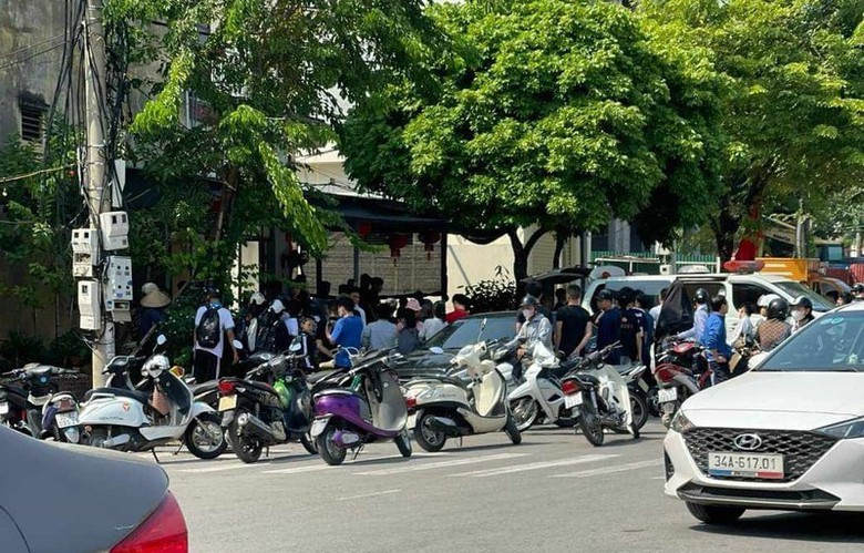 Công an Hải Dương thông tin vụ chồng đâm vợ rồi tự sát - Ảnh 1. Công an Hải Dương thông tin vụ chồng đâm vợ rồi tự sát - Ảnh 1.