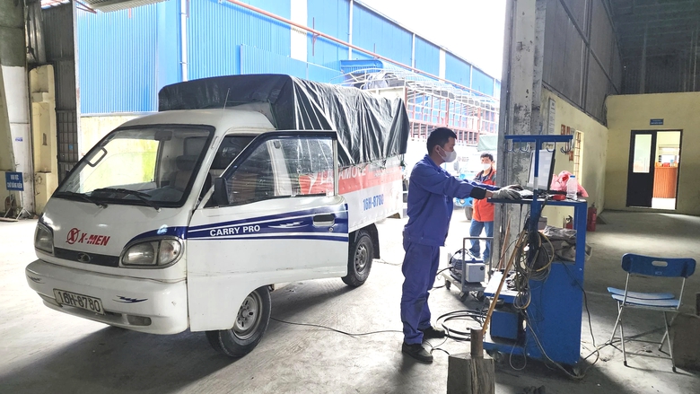 Thiết bị ph&acirc;n t&iacute;ch kh&iacute; xả trong kiểm định xe cần đ&aacute;p ứng y&ecirc;u cầu kỹ thuật n&agrave;o? - Ảnh 1.