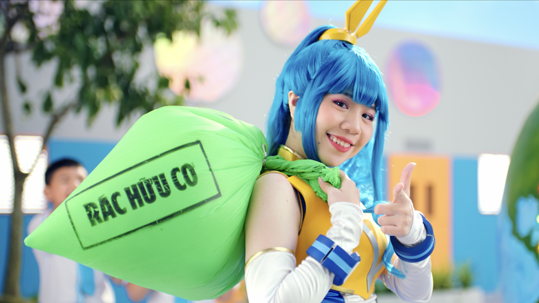 Trẻ học ph&acirc;n loại r&aacute;c hữu cơ v&agrave; v&ocirc; cơ với biệt đội "cực ngầu" Hero Team.