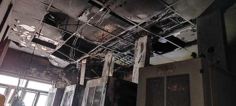 Hải Ph&ograve;ng: Ch&aacute;y ph&ograve;ng CNTT Cảng Nam Đ&igrave;nh Vũ  - Ảnh 3.