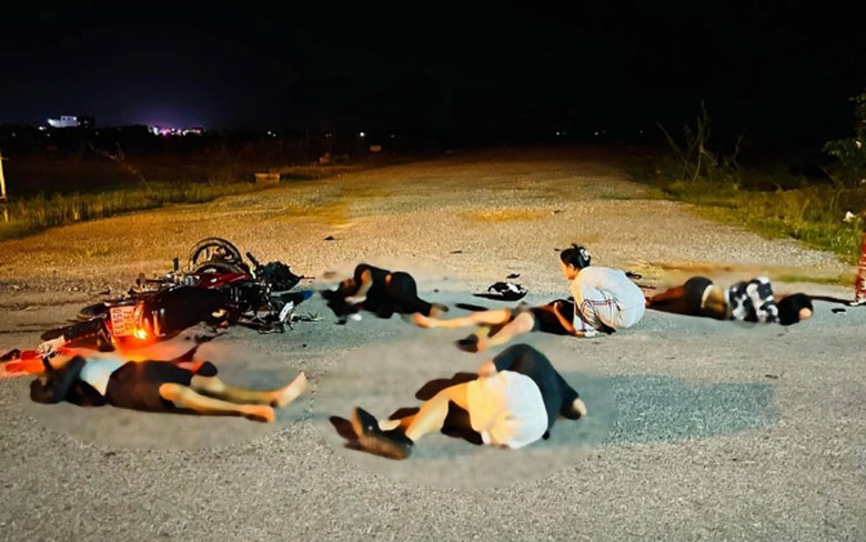 Tin tức tai nạn giao th&ocirc;ng mới nhất ng&agrave;y h&ocirc;m nay 7/11/2023 - Ảnh 2.