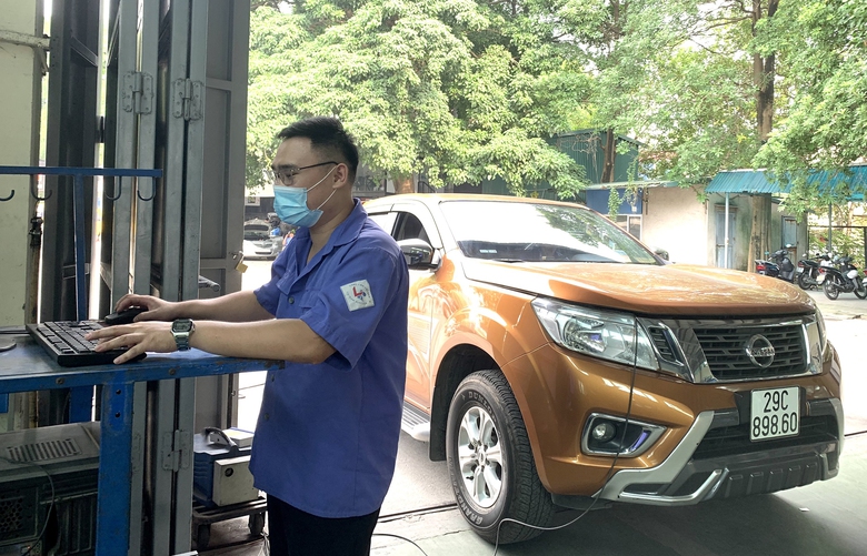 Trung t&acirc;m đăng kiểm khổ v&igrave; gi&aacute; kiểm chuẩn &ldquo;nhảy m&uacute;a&rdquo; - Ảnh 1.