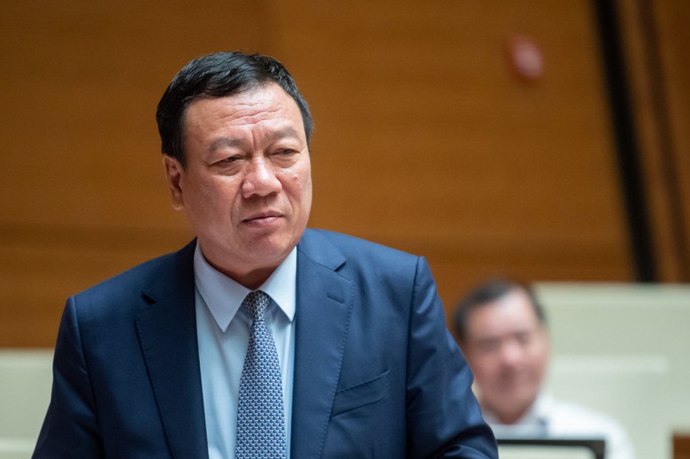 Tranh luận &ldquo;nảy lửa&rdquo; giữa ĐBQH L&ecirc; Thanh V&acirc;n v&agrave; Tổng TTCP Đo&agrave;n Hồng Phong - Ảnh 2.