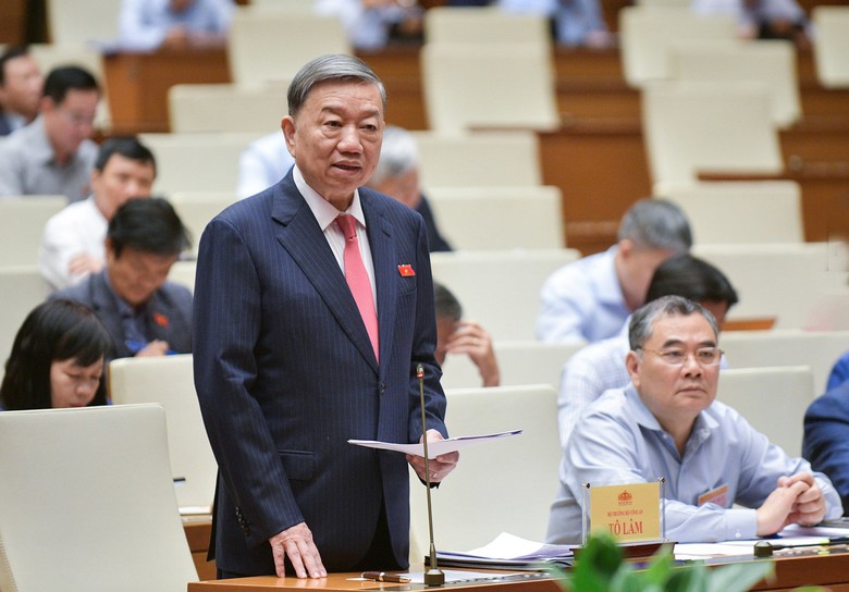 Bộ trưởng C&ocirc;ng an: Chưa bắt đối tượng tham nhũng n&agrave;o m&agrave; kh&ocirc;ng nhận tiền  - Ảnh 1.