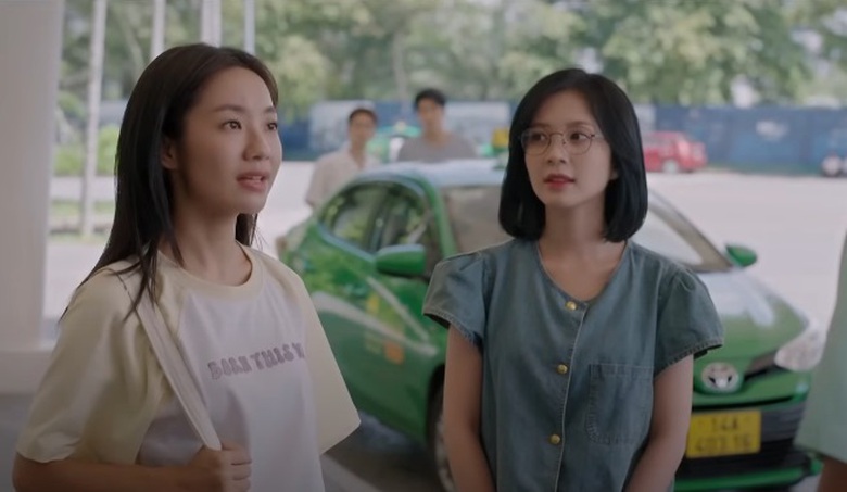 Tùng và Lâm hiểu lầm Dương là bồ nhí của Chủ tịch Quảng. Tùng và Lâm hiểu lầm Dương là bồ nhí của Chủ tịch Quảng.