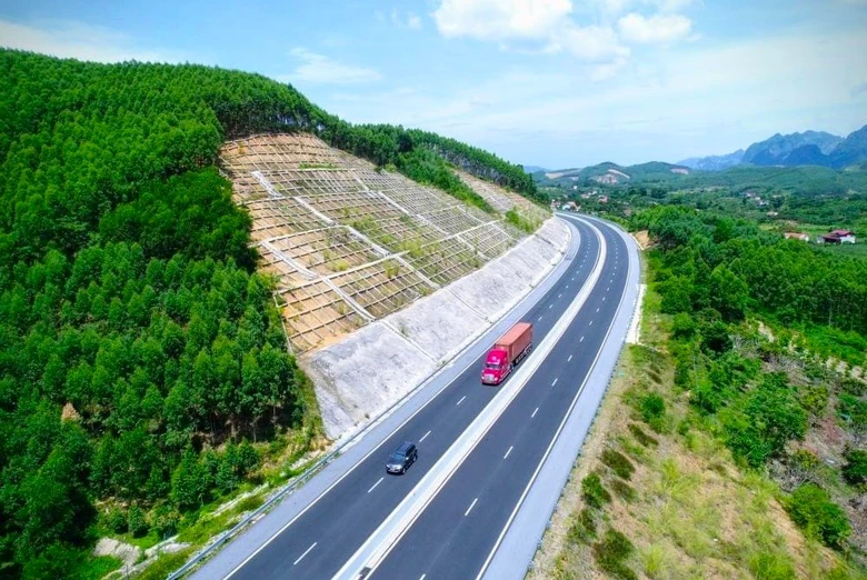 Cao tốc Bắc Nam ph&iacute;a Đ&ocirc;ng sẽ tăng th&ecirc;m 90 km - Ảnh 1.