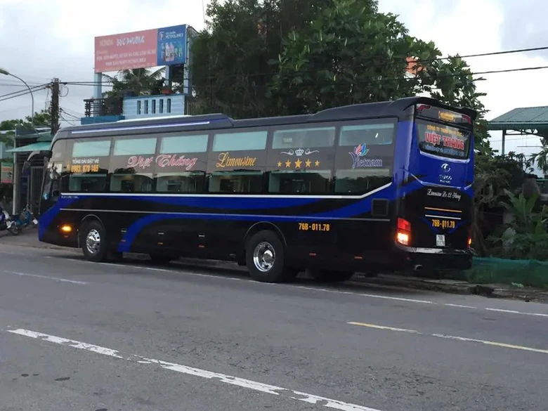 Nh&agrave; xe vi phạm tốc độ 6.000 lần/th&aacute;ng chay &igrave; kh&ocirc;ng giao nộp ph&ugrave; hiệu - Ảnh 1.