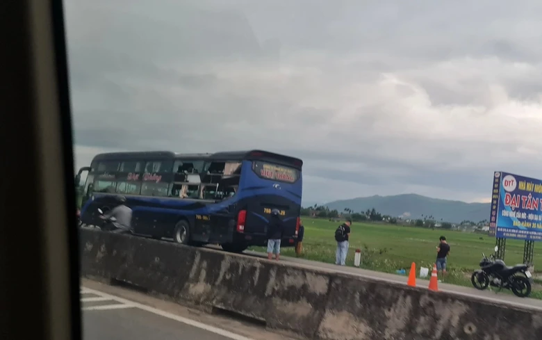 Nh&agrave; xe vi phạm tốc độ 6.000 lần/th&aacute;ng chay &igrave; kh&ocirc;ng giao nộp ph&ugrave; hiệu - Ảnh 2.