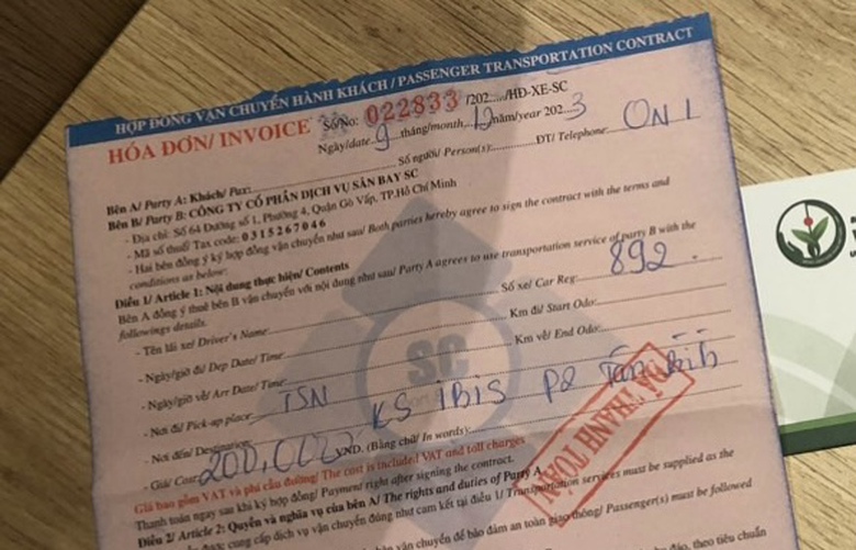 V&igrave; sao taxi s&acirc;n bay T&acirc;n Sơn Nhất c&oacute; gi&aacute; cước 200.000 đồng/1,2km?  - Ảnh 1.