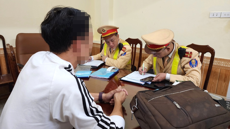 Vi phạm nồng độ cồn, xưng l&agrave; vận động vi&ecirc;n quốc gia xin phạt nhẹ - Ảnh 11.