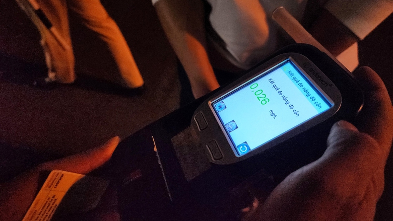 Vi phạm nồng độ cồn, xưng l&agrave; vận động vi&ecirc;n quốc gia xin phạt nhẹ - Ảnh 6.