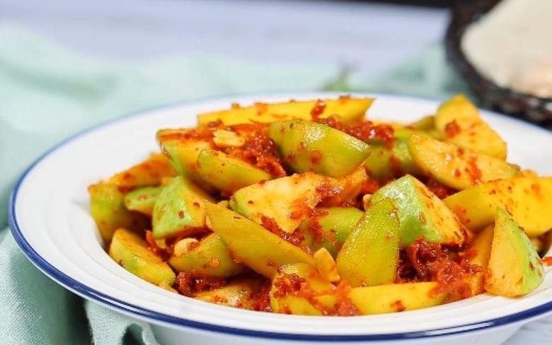 Loại "si&ecirc;u tr&aacute;i c&acirc;y" c&oacute; lượng vitamin C gấp 4 lần cam, ăn l&uacute;c n&agrave;o tốt nhất?