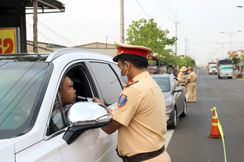 H&igrave;nh th&agrave;nh th&oacute;i quen&ldquo;đi nhậu để xe ở nh&agrave;&rdquo; - Ảnh 1.