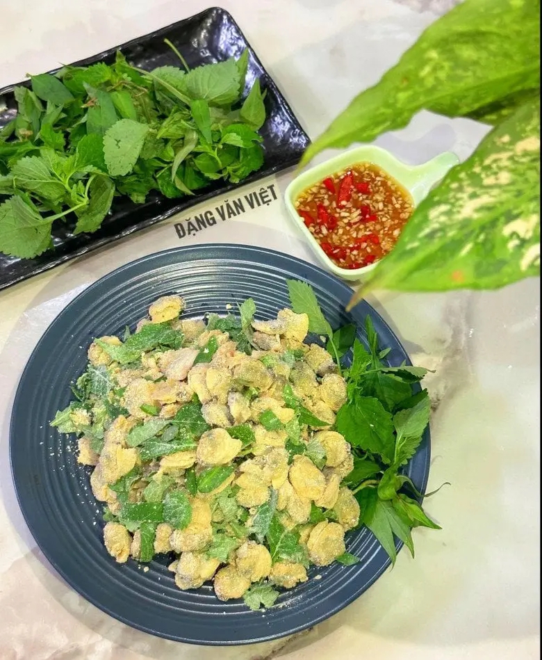 Ngao đừng chỉ hấp hay nấu canh, đem trộn với th&iacute;nh c&oacute; m&oacute;n lai rai chi&ecirc;u ngon lạ - Ảnh 5.