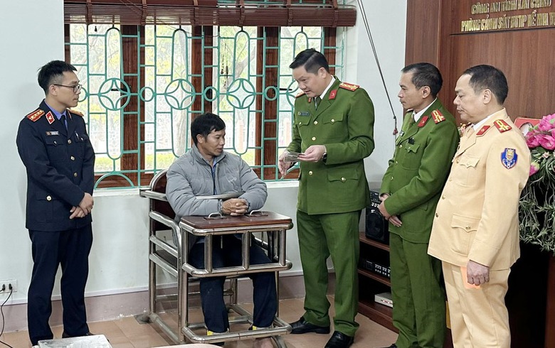 Lai Ch&acirc;u: Bắt quả tang trưởng ban c&ocirc;ng t&aacute;c Mặt trận mang gần 10 kg ma tu&yacute; đi ti&ecirc;u thụ - Ảnh 1.