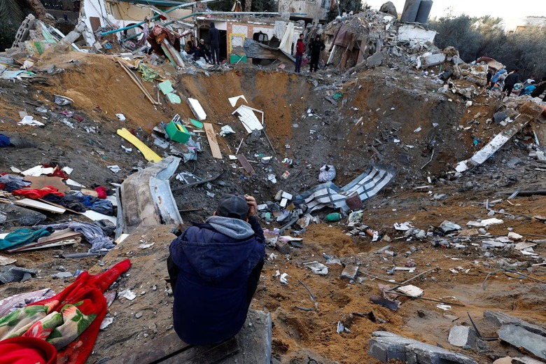Tổng thống Mỹ cảnh báo thế giới đang “quay lưng” với Israel vì “ném bom bừa bãi” - Ảnh 5. Tổng thống Mỹ cảnh báo thế giới đang “quay lưng” với Israel vì “ném bom bừa bãi” - Ảnh 5.