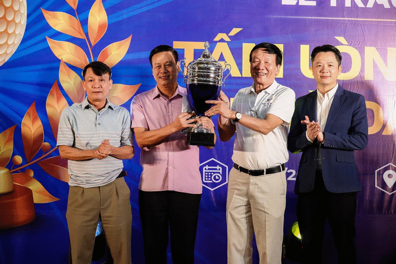 144 VĐV tham dự giải golf  từ thiện "Tấm l&ograve;ng v&agrave;ng Nh&agrave; đầu tư"  - Ảnh 1.