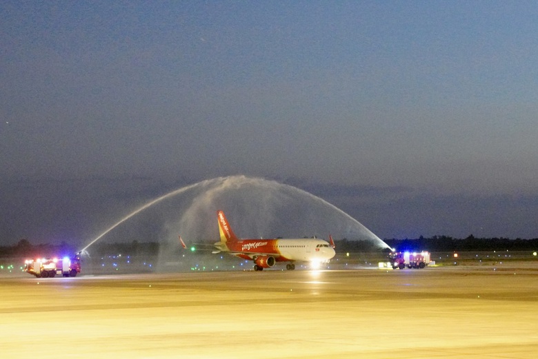 Vietjet khai trương đường bay thẳng tới Siem Reap - Ảnh 2.