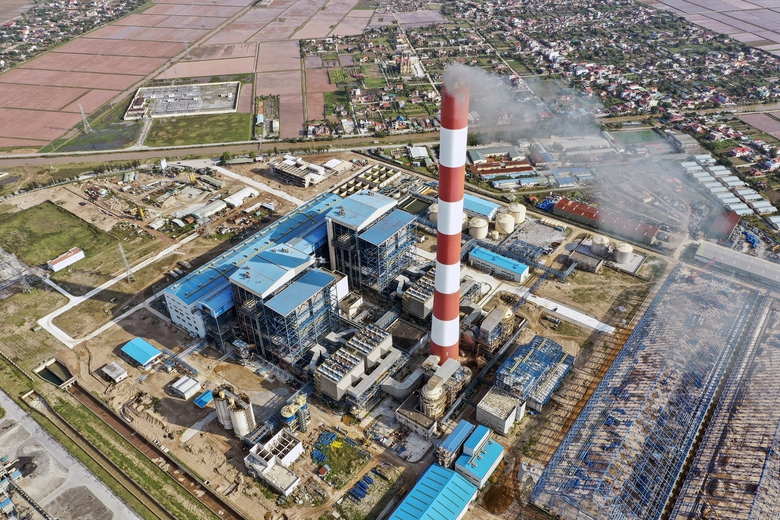 Fitch Ratings: Petrovietnam có sức ảnh hưởng tới phát triển kinh tế - xã hội ở Việt Nam - Ảnh 2. Fitch Ratings: Petrovietnam có sức ảnh hưởng tới phát triển kinh tế - xã hội ở Việt Nam - Ảnh 2.