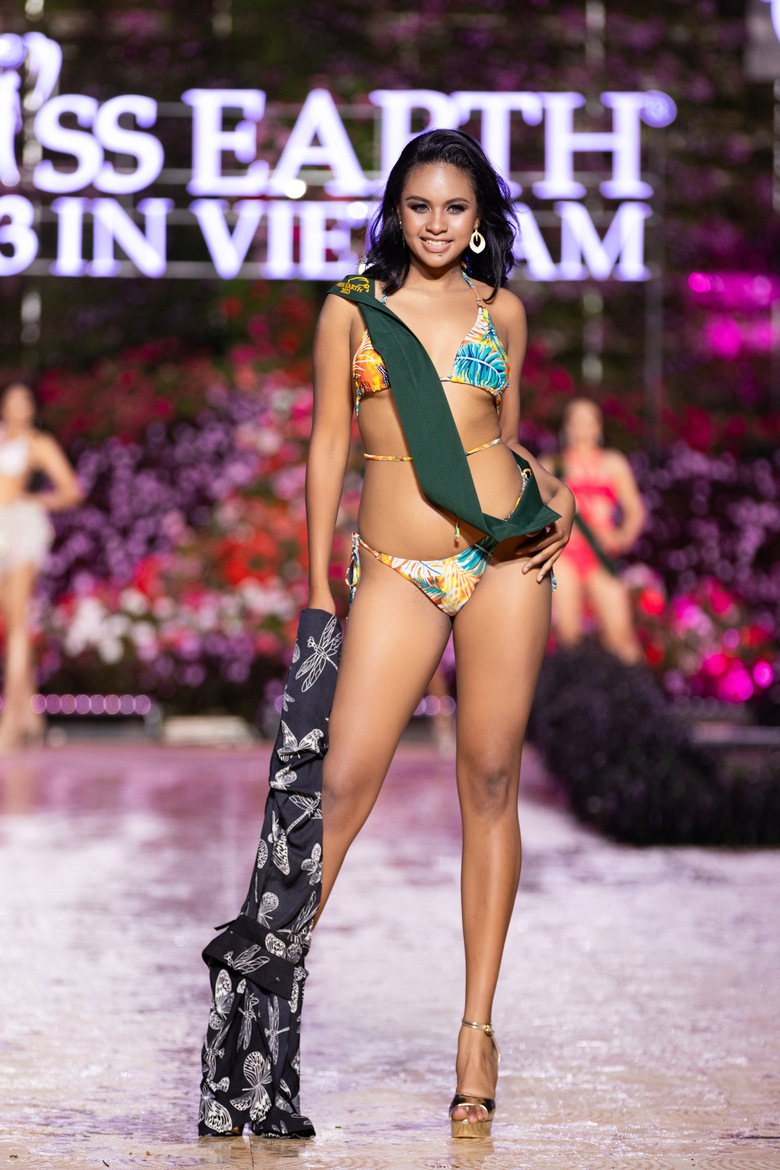 D&agrave;n người đẹp Miss Earth 2023 khoe d&aacute;ng n&oacute;ng bỏng với bikini dưới trời lạnh 15 độ - Ảnh 25.