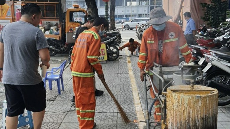 TP.HCM hối hả trước giấc mơ khởi nghiệp vỉa h&egrave; của người ngh&egrave;o  - Ảnh 5.