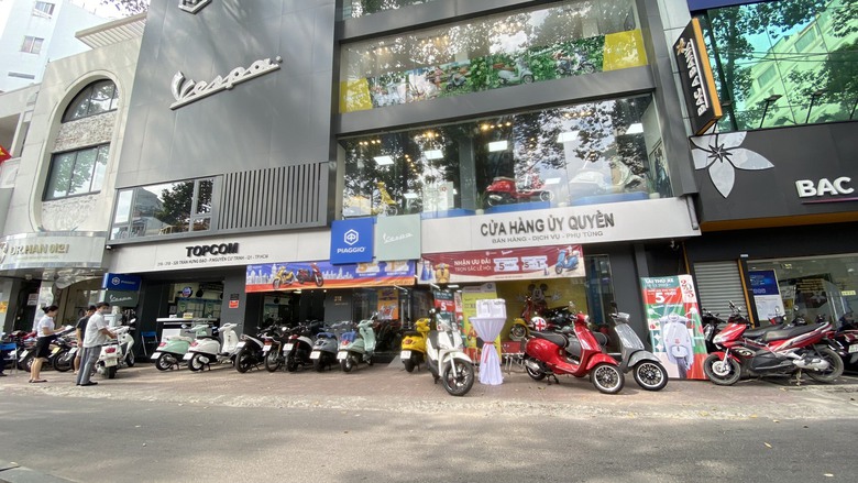 TP.HCM hối hả trước giấc mơ khởi nghiệp vỉa h&egrave; của người ngh&egrave;o  - Ảnh 7.