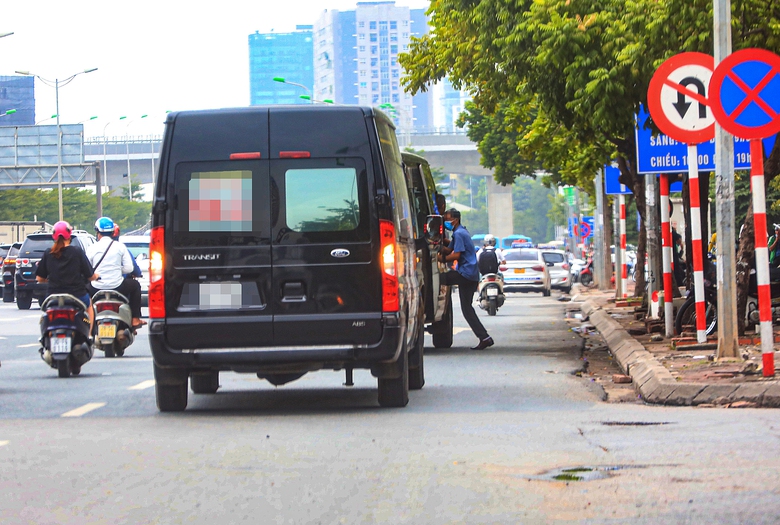 Hiến kế ngăn xe hợp đồng tr&aacute; h&igrave;nh lộng h&agrave;nh - Ảnh 1.