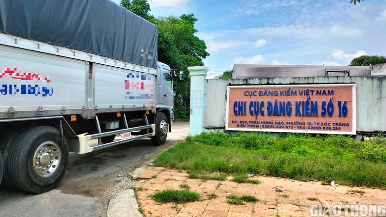 Sóc Trăng: Tăng ca, làm thêm giờ không để ùn tắc kiểm định dịp cuối năm - Ảnh 1. Sóc Trăng: Tăng ca, làm thêm giờ không để ùn tắc kiểm định dịp cuối năm - Ảnh 1.