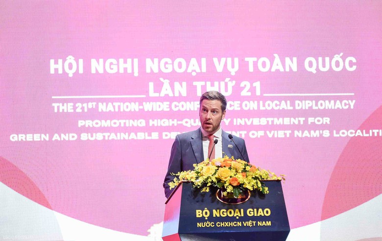 Thấy g&igrave; khi Việt Nam lọt top 3 thu h&uacute;t đầu tư to&agrave;n cầu?  - Ảnh 2.