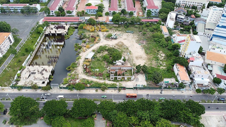 Kết &aacute;n 3 cựu chủ tịch v&agrave; ph&oacute; chủ tịch tỉnh Kh&aacute;nh H&ograve;a trong vụ &aacute;n khu đất 28E Trần Ph&uacute;  - Ảnh 2.