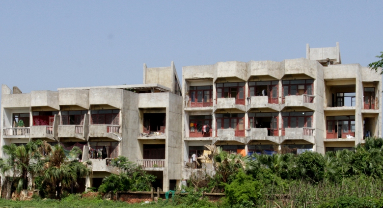 Cận cảnh một số c&ocirc;ng tr&igrave;nh bỏ hoang, tr&aacute;i ph&eacute;p ở Đồ Sơn - Ảnh 12.