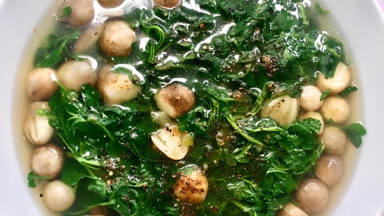 Loại rau "tốt nhất thế giới" của Mỹ h&oacute;a ra v&ocirc; c&ugrave;ng quen thuộc trong bữa cơm Việt - Ảnh 7.