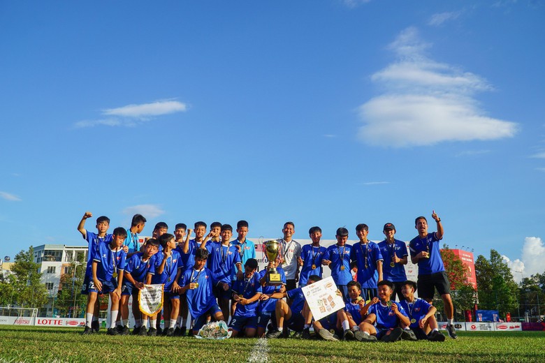 Đội bóng Việt Nam vô địch giải đấu có 4 CLB Nhật Bản tham dự - Ảnh 1. Đội bóng Việt Nam vô địch giải đấu có 4 CLB Nhật Bản tham dự - Ảnh 1.