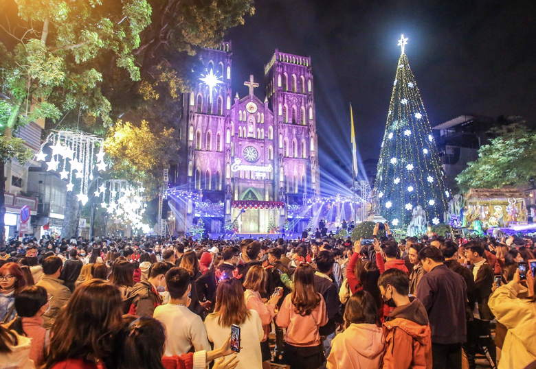 Đ&ecirc;m Noen r&eacute;t đậm, thấp nhất 0 độ - Ảnh 1.