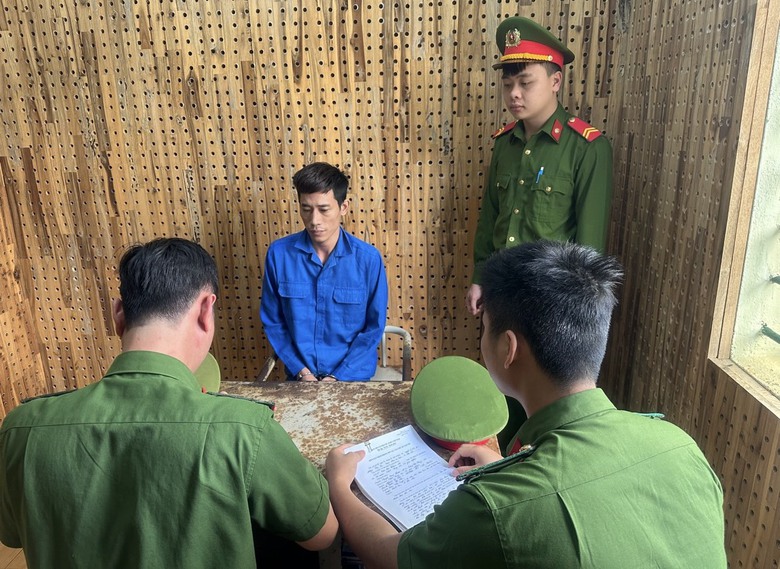 Bắt giữ thanh ni&ecirc;n lừa đảo hơn 3.100 nạn nh&acirc;n tr&ecirc;n cả nước - Ảnh 1.